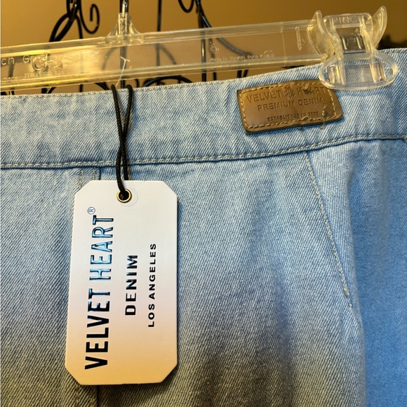 2/$20 NWT Velvet Heart Denim Paulina Midi Skirt in Large $28 - Picture 5 of 6